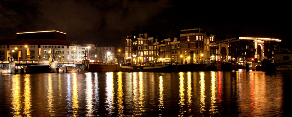 #nivoslider-inhdm-1876-caption-0 Amsterdam am Fluss IJ