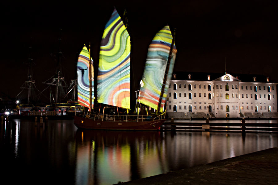 #nivoslider-inhdm-1876-caption-11 Am Schifffahrtsmuseum von Amsterdam - Aerosol Light Textures: Kalmen