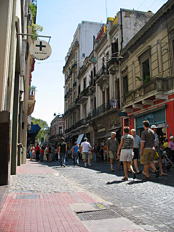 Kleine Gasse in San Telmo, Buenos Aires