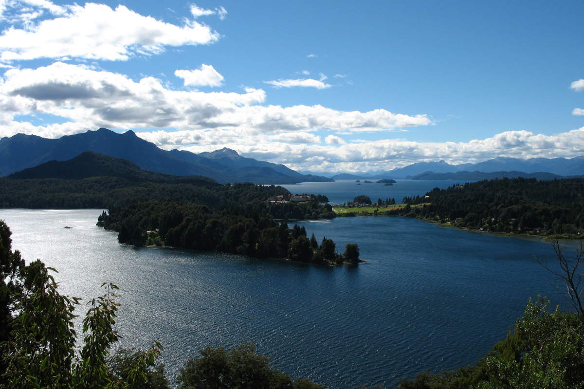 Ausblick auf die Siete Lagos (Sieben Seen) rund um San Carlos de Bariloche