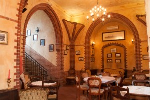 Café im Turm der Lutherkirche