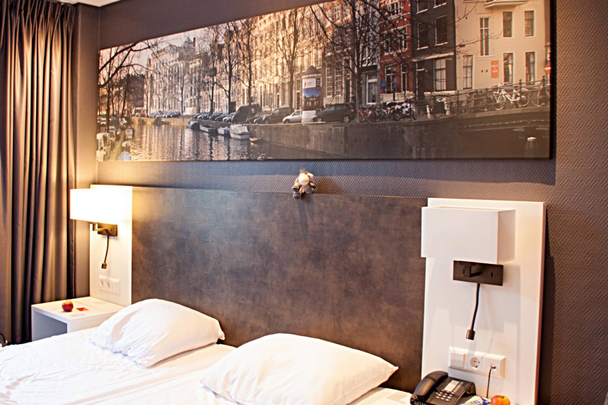 Standardzimmer im Hotel Amsterdam De Roode Leeuw