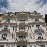 Jugendstil-Fassade an der Linken Wienzeile am Naschmarkt Wien