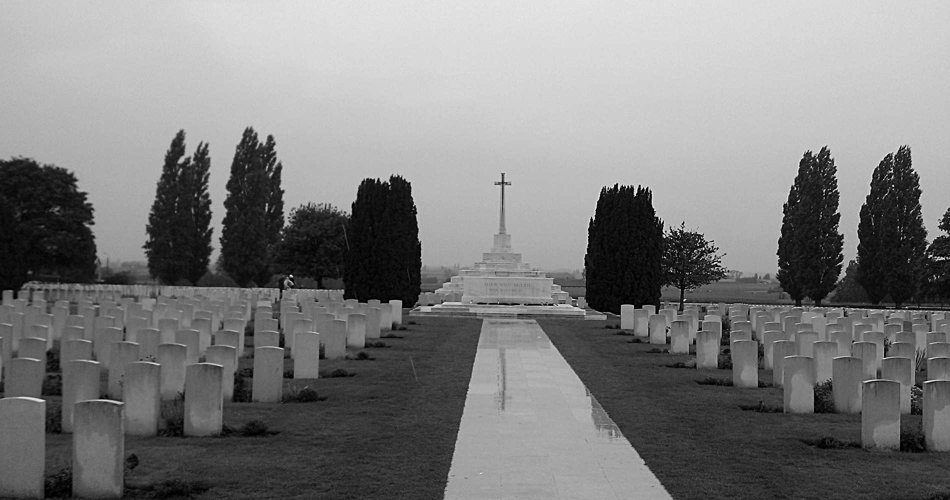 Der Tyne Cot Friedhof in Flandern - Mahnmal des 1. Weltkrieges