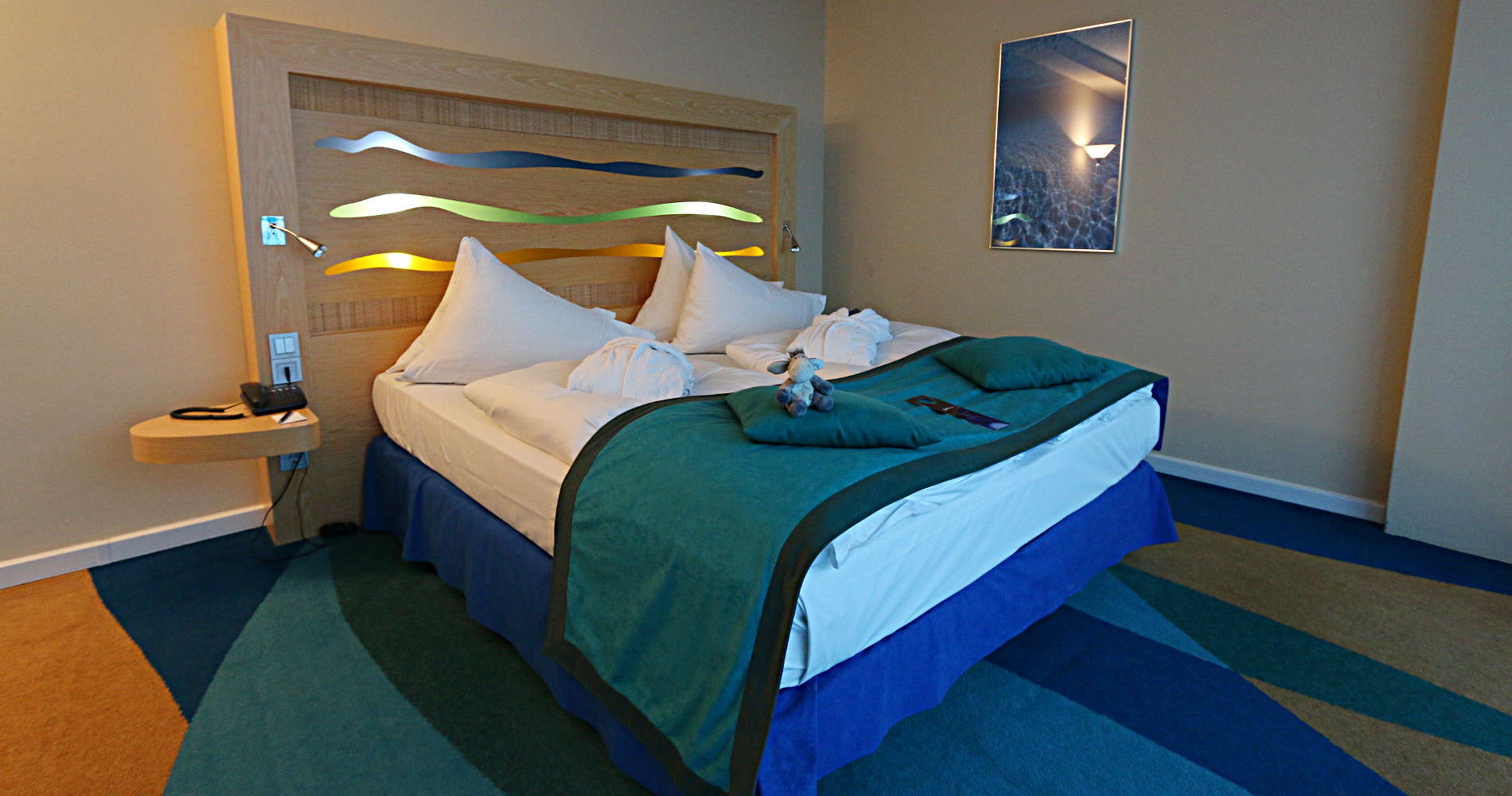 Radisson Blu Hotel Rostock Esel unterwegs