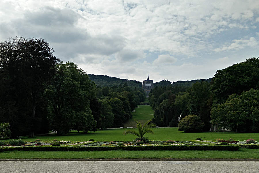 Der Herkules im Bergpark Wilhelmshöhe in Kassel. (c) Carolin Hinz www.esel-unterwegs.de